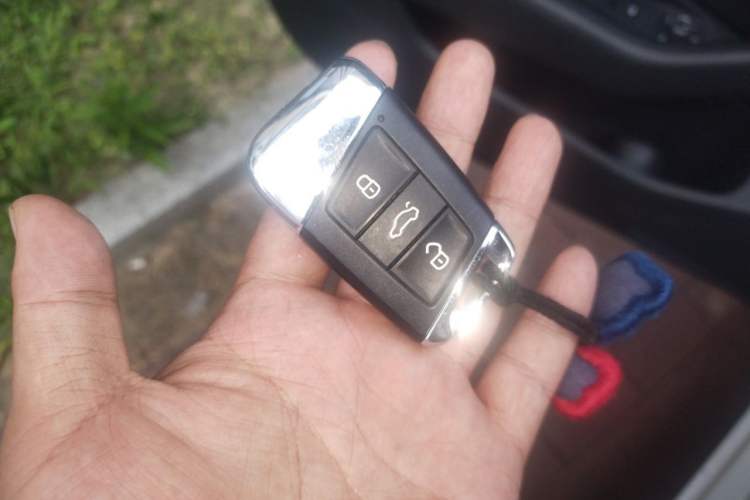 Used Volkswagen Variant 2021 2.0T Comfort Edition Vehicle Key