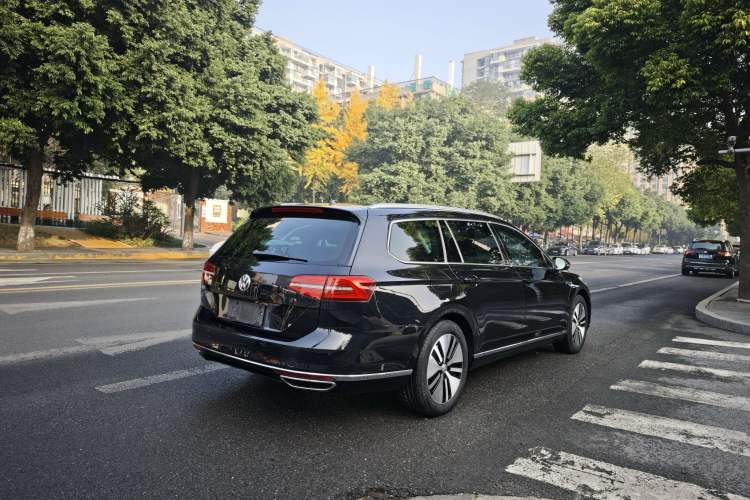 Used Volkswagen Variant New Energy 2019 GTE model Exterior 7