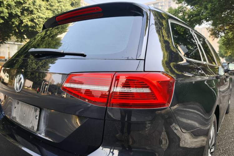 Used Volkswagen Variant New Energy 2019 GTE model Exterior 8