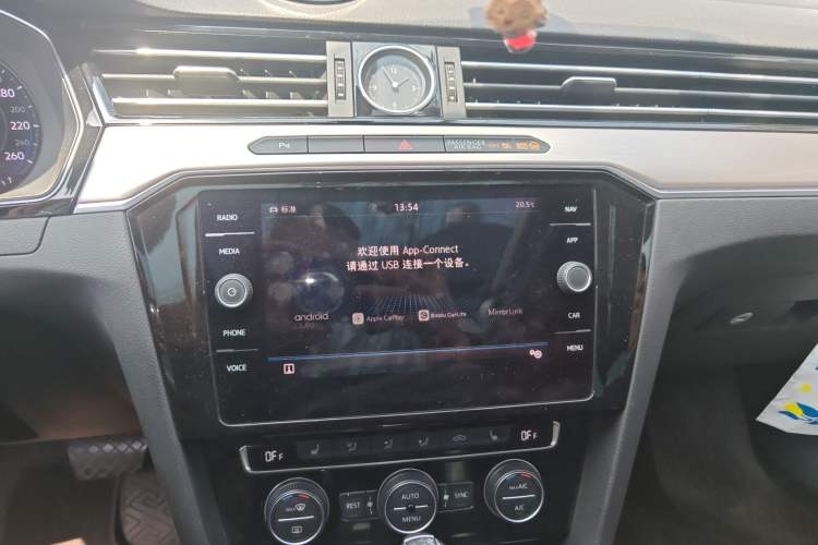 Used Volkswagen Variant New Energy 2019 GTE model Audio And AC Panel