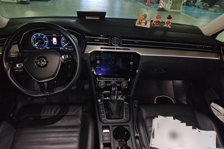 Used Volkswagen Variant New Energy 2019 GTE model Center Console