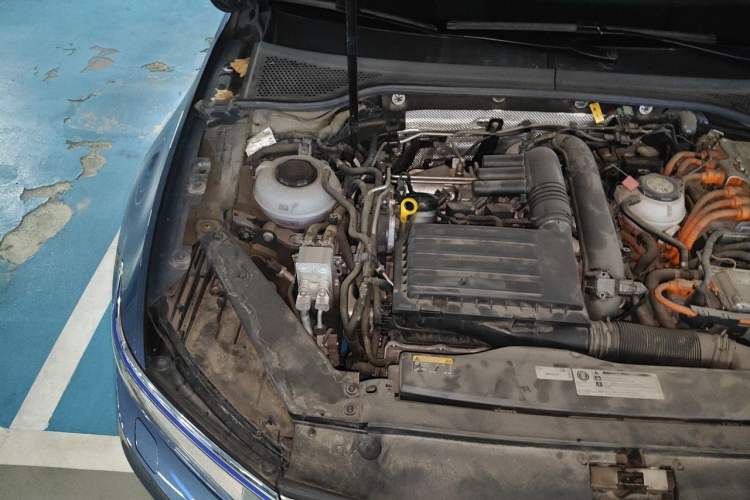 Used Volkswagen Variant New Energy 2019 GTE model Engine Bay Right