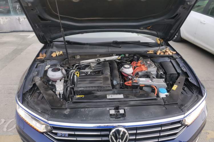 Used Volkswagen Variant New Energy 2019 GTE model Engine Bay