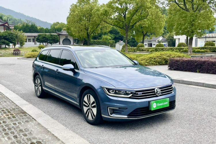 Used Volkswagen Variant New Energy 2019 GTE model Exterior 2