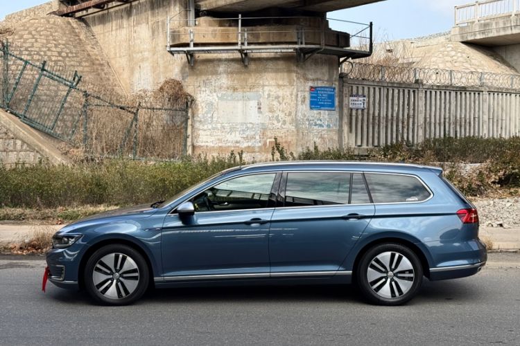 Used Volkswagen Variant New Energy 2019 GTE model Exterior 2