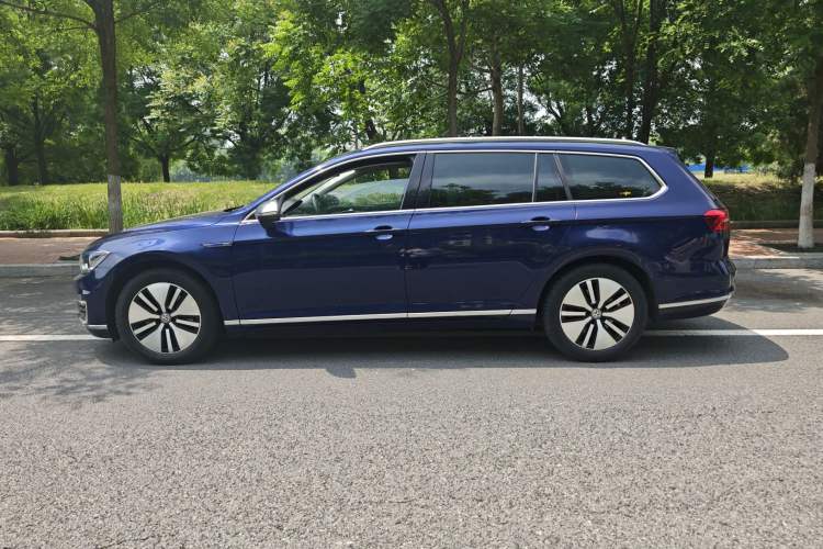 Used Volkswagen Variant New Energy 2019 GTE model Exterior 6