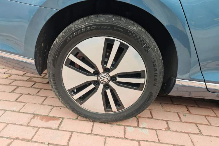 Used Volkswagen Variant New Energy 2019 GTE model Exterior 8