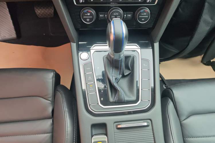Used Volkswagen Variant New Energy 2019 GTE model Gear Lever