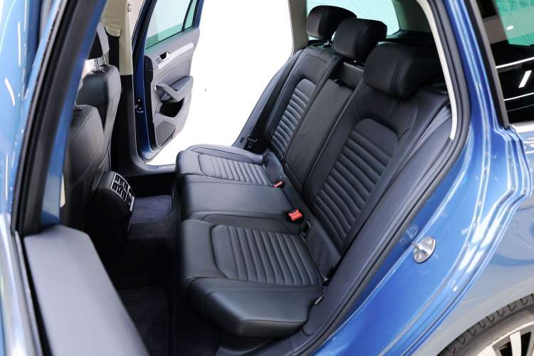 Used Volkswagen Variant New Energy 2019 GTE model Interior 11