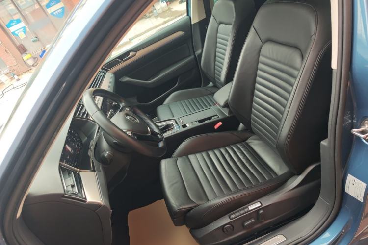 Used Volkswagen Variant New Energy 2019 GTE model Left Front Seat