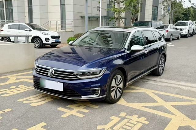 Used Volkswagen Variant New Energy 2019 GTE model