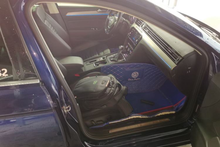 Used Volkswagen Variant New Energy 2019 GTE model Right Front Seat