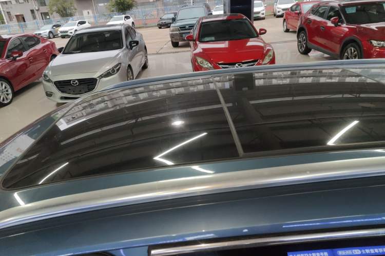 Used Volkswagen Variant New Energy 2019 GTE model Roof