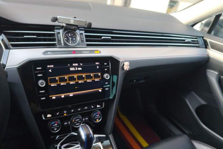 Used Volkswagen Variant New Energy 2019 GTE model Audio And AC Panel