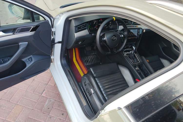 Used Volkswagen Variant New Energy 2019 GTE model Driver Seat