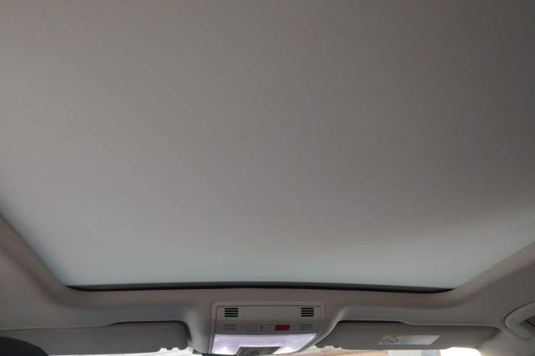 Used Volkswagen Variant New Energy 2019 GTE model Headliner
