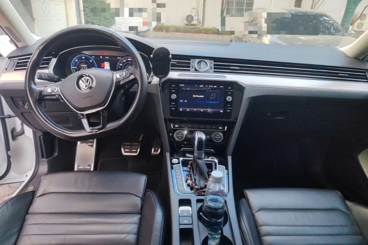 Used Volkswagen Variant New Energy 2019 GTE model Center Console