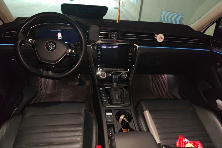 Used Volkswagen Variant New Energy 2019 GTE model Center Console