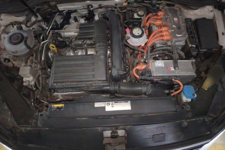Used Volkswagen Variant New Energy 2019 GTE model Engine Bay