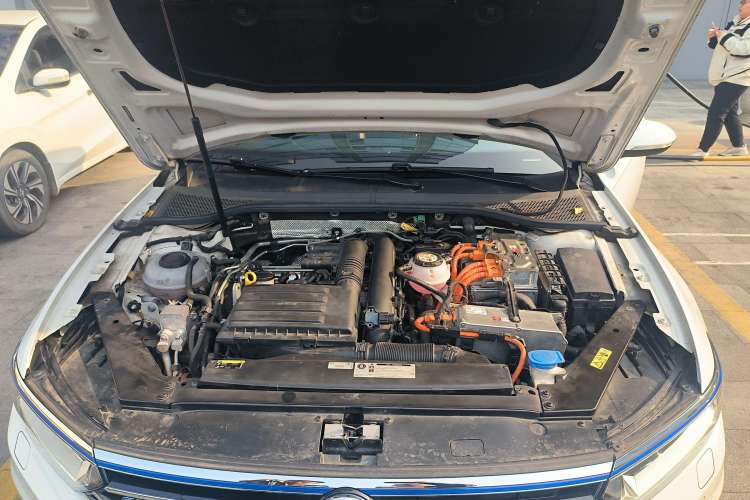 Used Volkswagen Variant New Energy 2019 GTE model Engine Bay