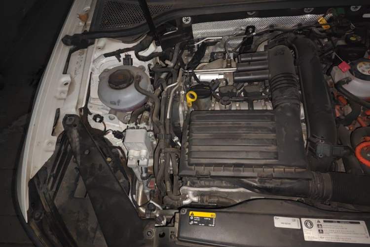 Used Volkswagen Variant New Energy 2019 GTE model Engine Bay Right