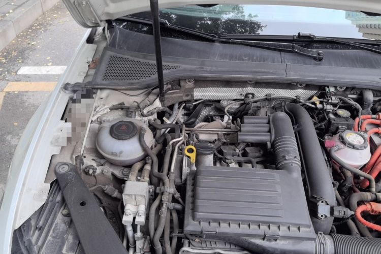 Used Volkswagen Variant New Energy 2019 GTE model Engine Bay Right