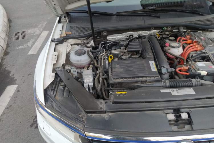 Used Volkswagen Variant New Energy 2019 GTE model Engine Bay Right