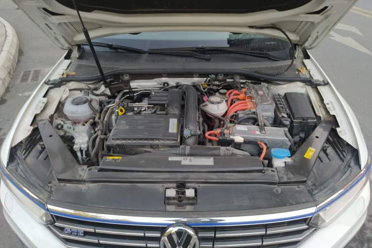 Used Volkswagen Variant New Energy 2019 GTE model Engine Bay