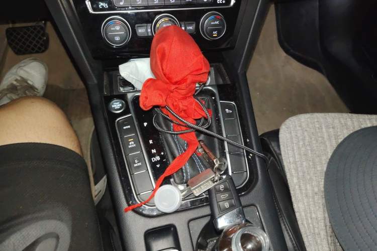 Used Volkswagen Variant New Energy 2019 GTE model Gear Lever
