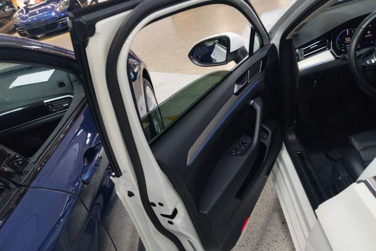 Used Volkswagen Variant New Energy 2019 GTE model Left Front Door Interior