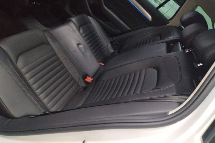 Used Volkswagen Variant New Energy 2019 GTE model Left Rear Seat