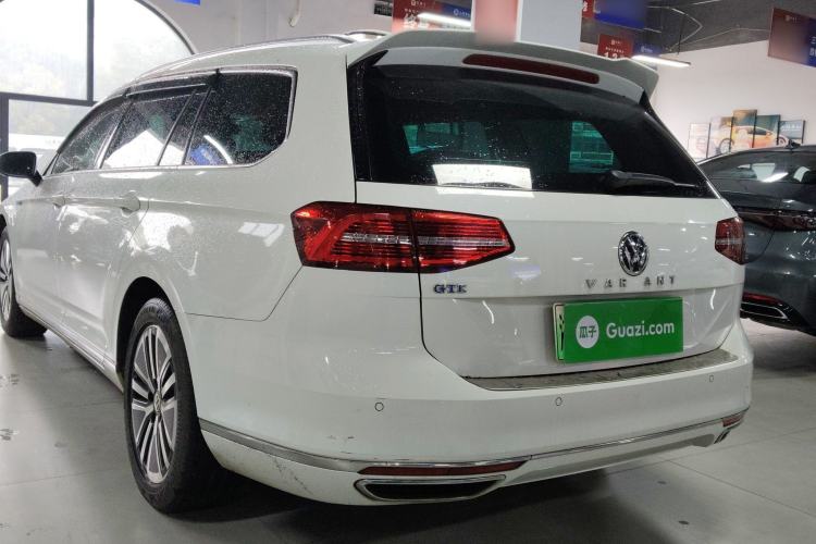 Used Volkswagen Variant New Energy 2019 GTE model Rear Left 45 Deg
