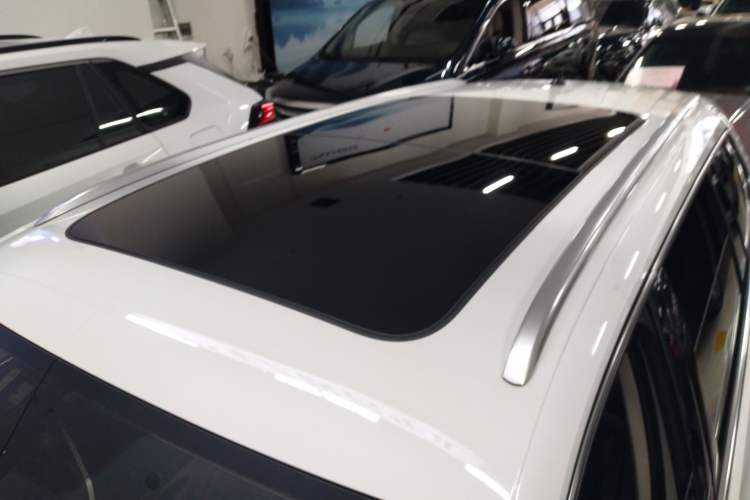 Used Volkswagen Variant New Energy 2019 GTE model Roof