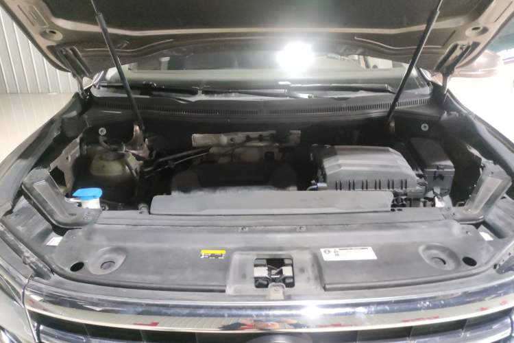 Used Volkswagen Viloran 2020 380TSI Prestige Edition Engine Bay