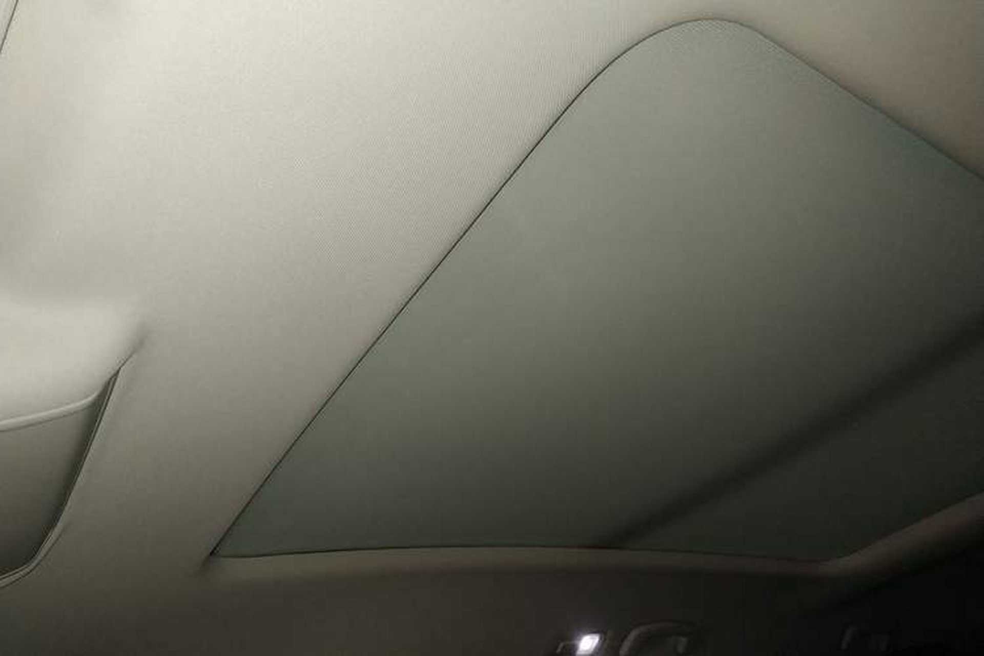 Used Volkswagen Viloran 2020 380TSI Prestige Edition Headliner