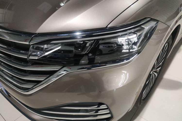 Used Volkswagen Viloran 2020 380TSI Prestige Edition Left Front Headlight