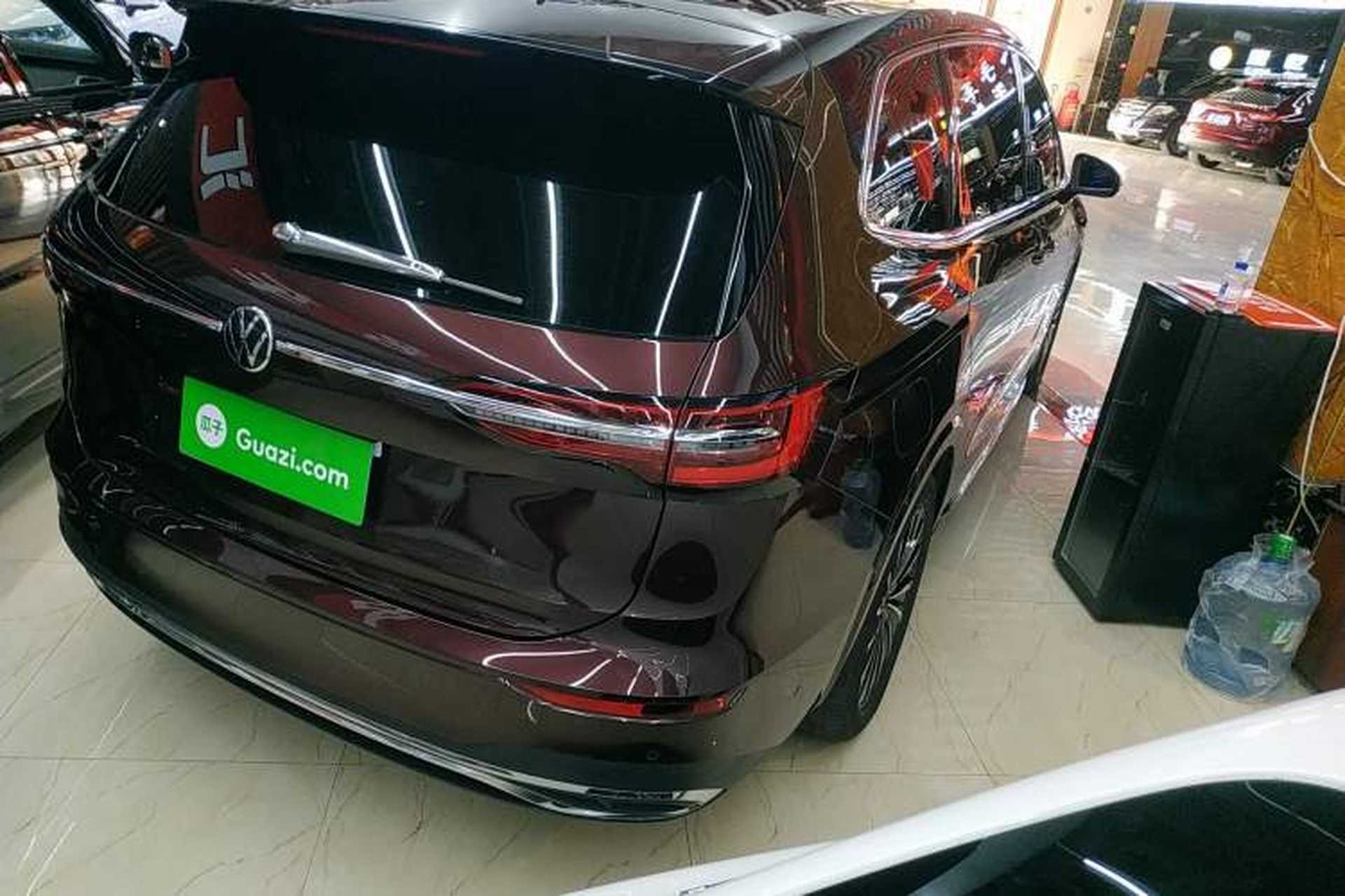 Used Volkswagen Viloran 2020 380TSI Prestige Edition Rear Right 45 Deg