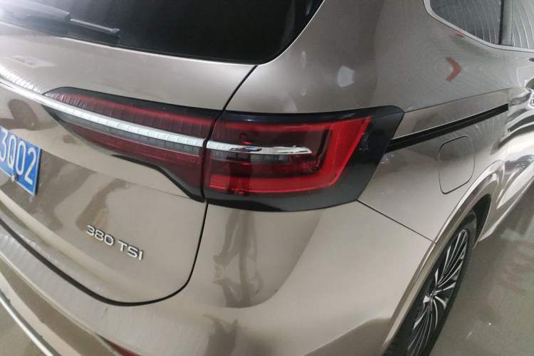 Used Volkswagen Viloran 2020 380TSI Prestige Edition Right Rear Taillight