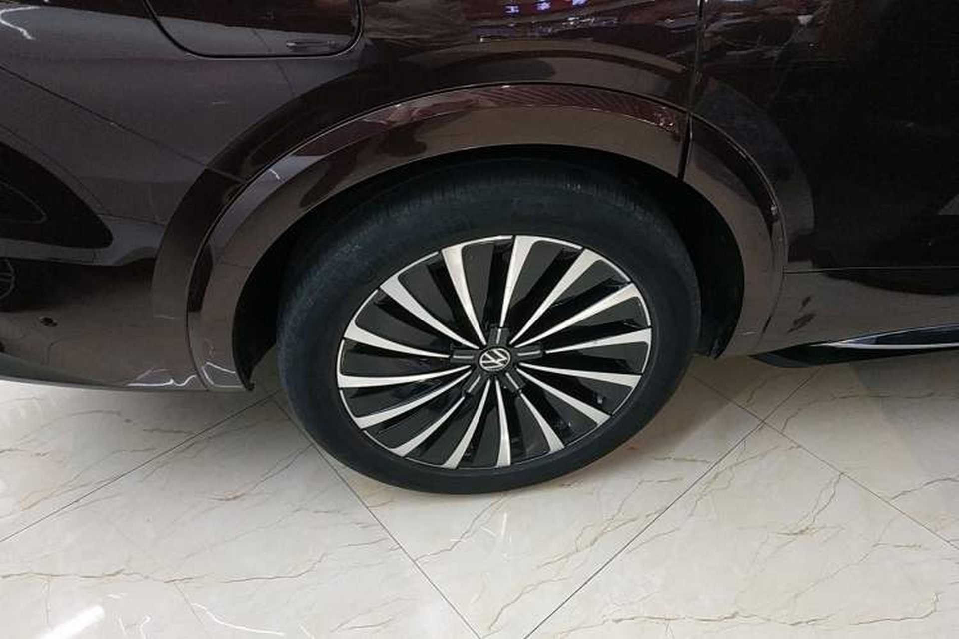 Used Volkswagen Viloran 2020 380TSI Prestige Edition Right Rear Wheel Hub