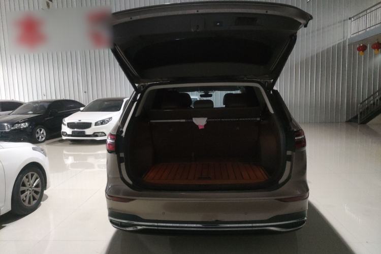 Used Volkswagen Viloran 2020 380TSI Prestige Edition Trunk