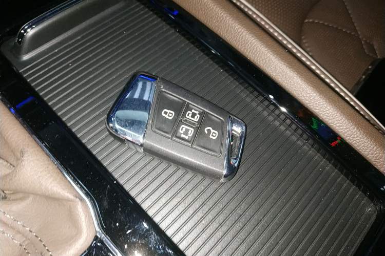 Used Volkswagen Viloran 2020 380TSI Prestige Edition Vehicle Key