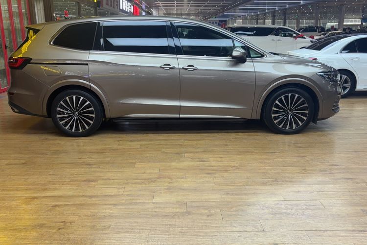 Used Volkswagen Viloran 2020 380TSI Prestige Edition Exterior 3