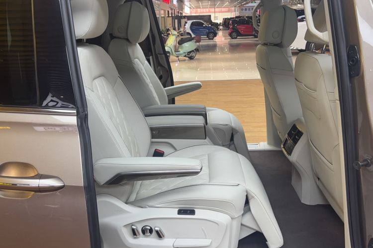 Used Volkswagen Viloran 2020 380TSI Prestige Edition Interior 7