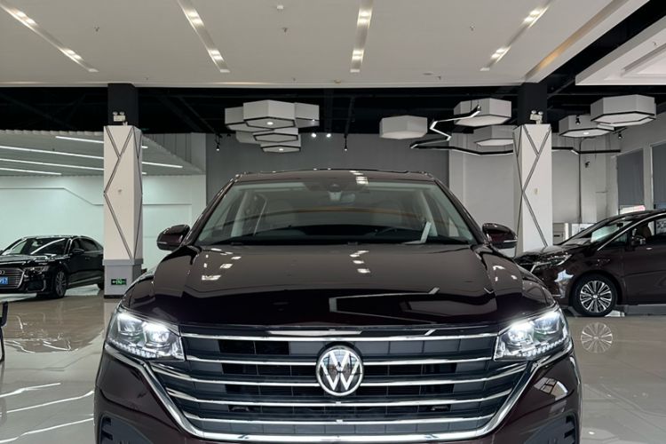 Used Volkswagen Viloran 2022 380TSI Luxury Edition Exterior 5