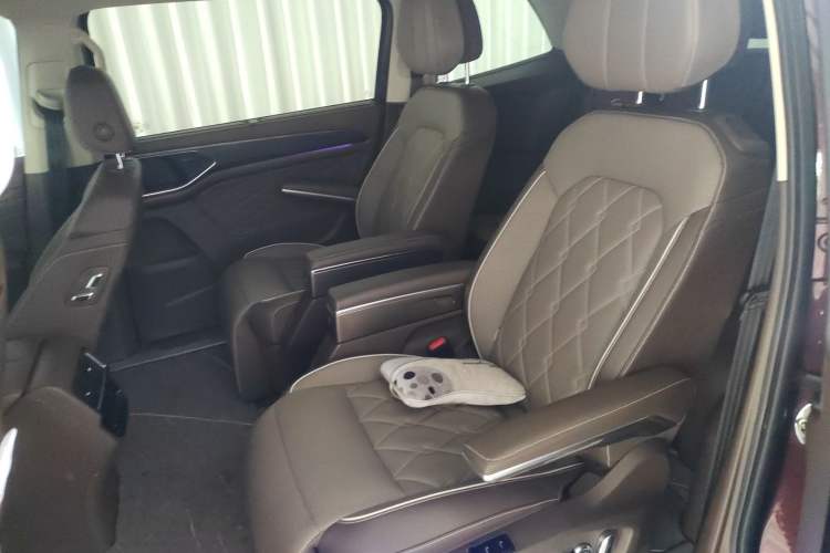 Used Volkswagen Viloran 2024 380TSI Flagship Edition Left Rear Seat