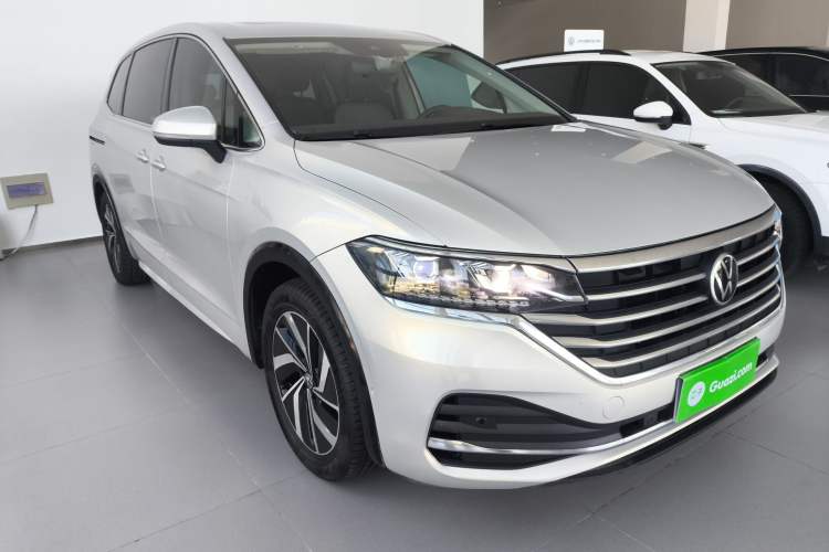 Used Volkswagen Viloran 2024 330TSI Luxury Edition Exterior 2