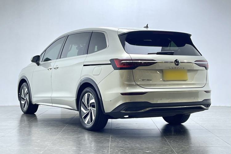 Used Volkswagen Viloran 2020 330TSI Luxury Edition Exterior 5