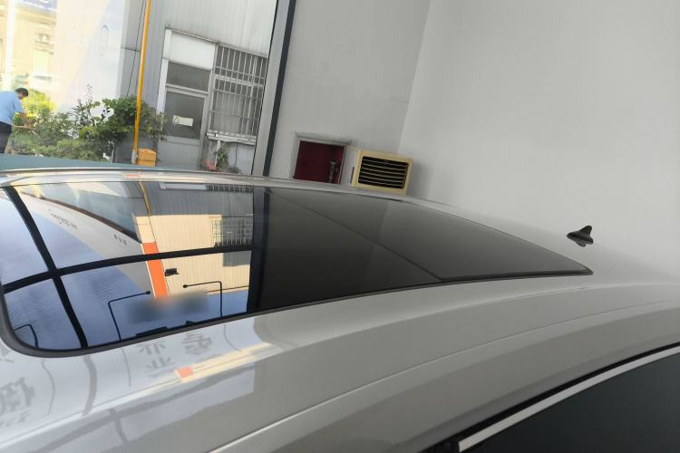 Used Volkswagen Viloran 2024 330TSI Luxury Edition Roof