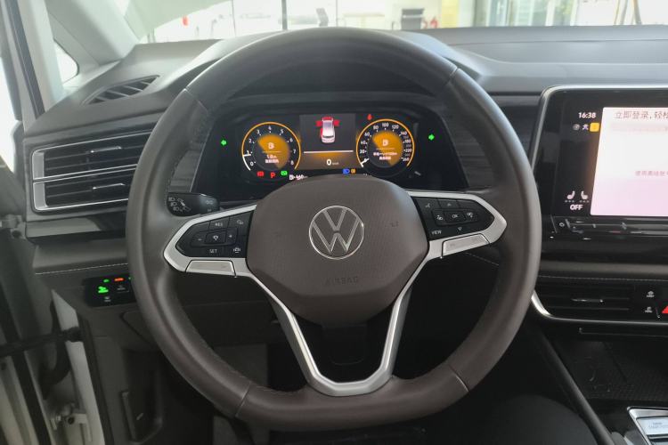 Used Volkswagen Viloran 2024 330TSI Luxury Edition Steering Wheel