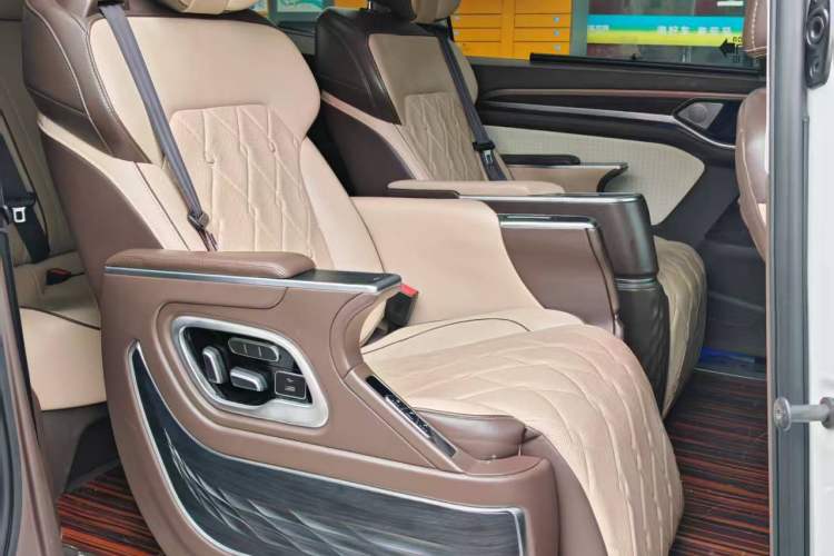 Used Volkswagen Viloran 2020 330TSI Business Edition Interior 1